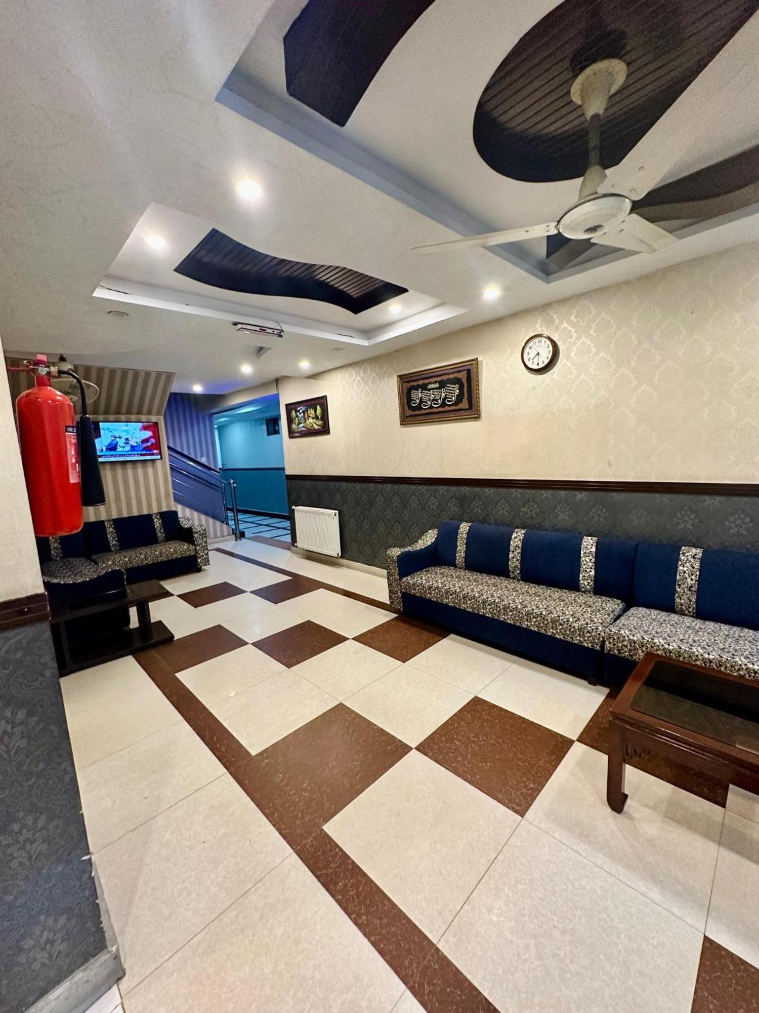 Hotel Islamabad Premiere Inn Exterior photo